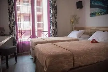 Brit Colbert Otel